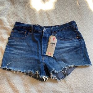 NWT Levi’s 501 Shorts